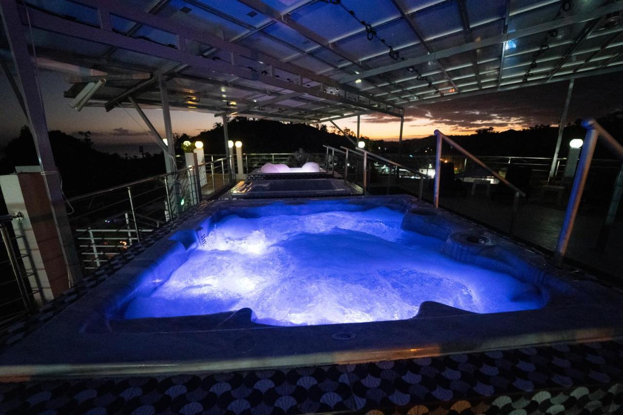 Edma Apartahotel Samana Exterior photo