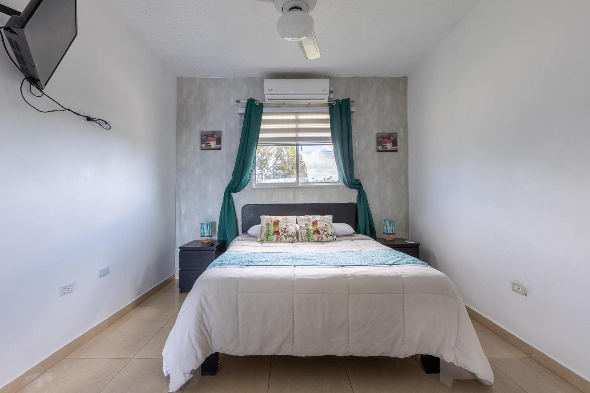 Edma Apartahotel Samana Exterior photo