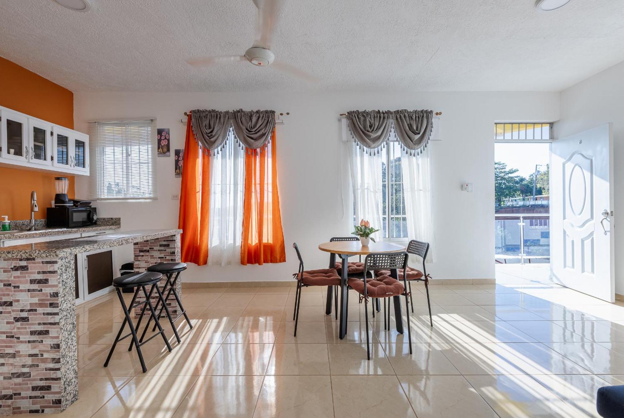 Edma Apartahotel Samana Exterior photo