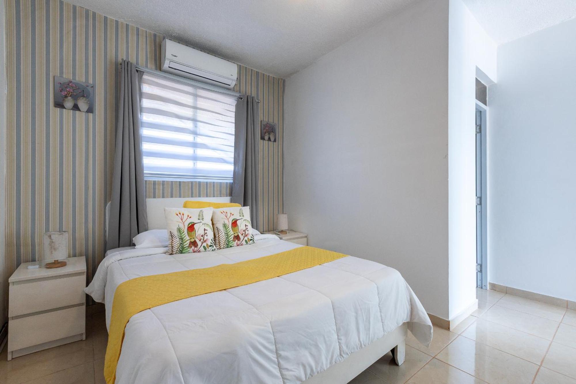 Edma Apartahotel Samana Exterior photo
